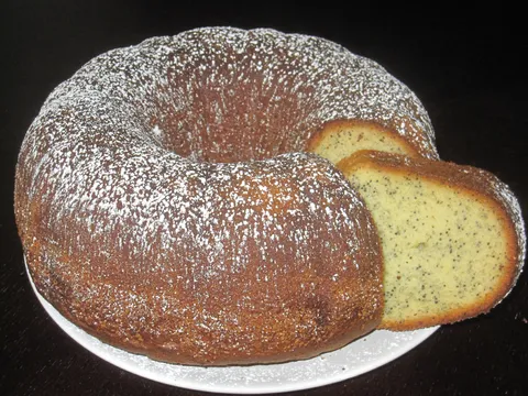 Teta Annin Poppy Seed Cake/ Kuglof sa makom