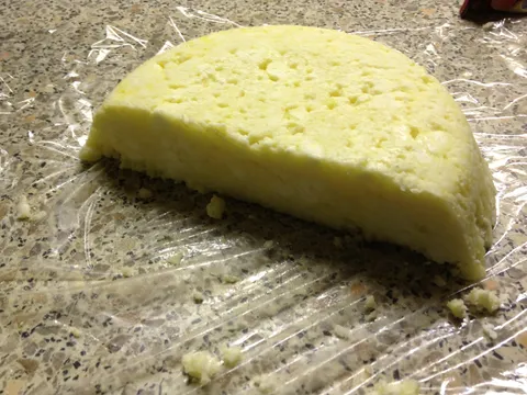 Domaci tvrdi sir