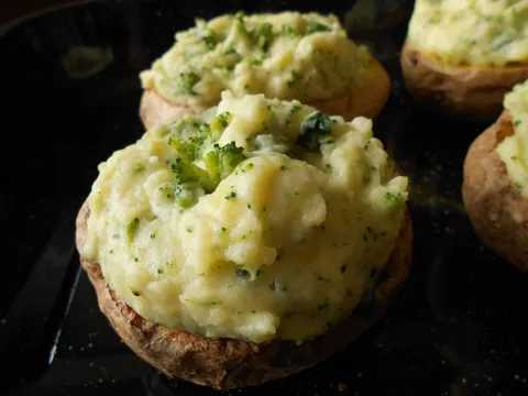 Punjeni krompir sa pireom i brokolijem-Mimi-Atlanta