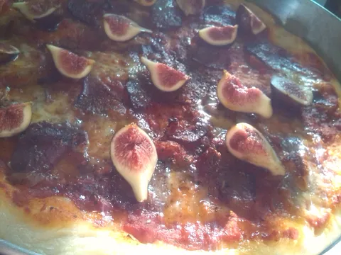 pizza sa smokvama