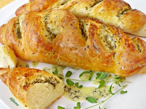 Aromatni baget - Garlic Bread