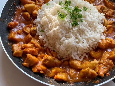 Piletina u Curry sosu
