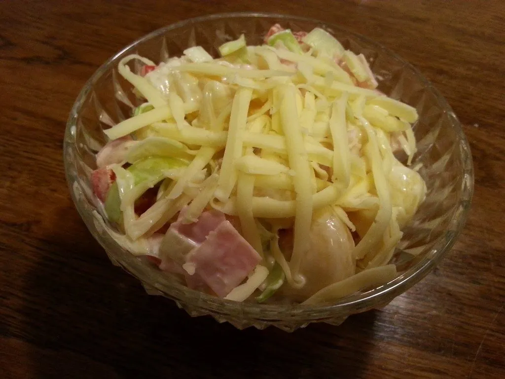 Ukusna salatica