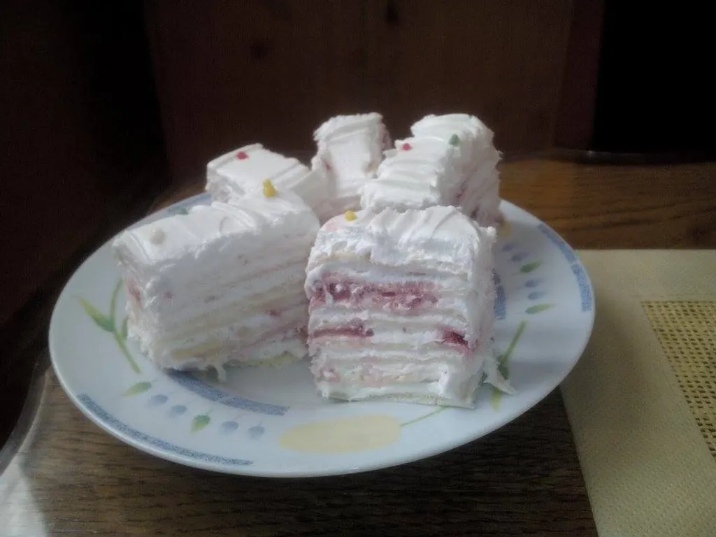 Voćni kolač sa rozen korama