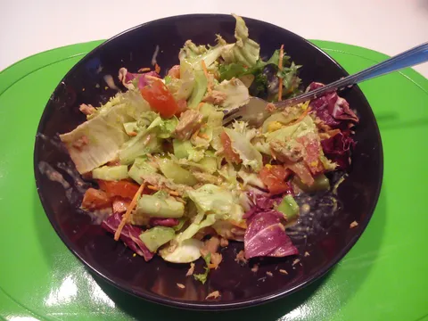 Zdrava salata od tunjevine