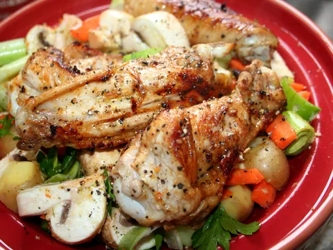 Piletina sa povrćem pečena u tadzine (tajine) posudi