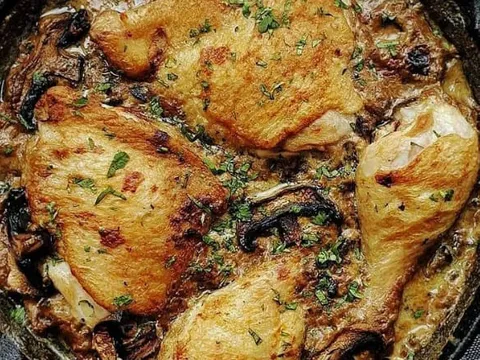 Slasna piletina i gljive