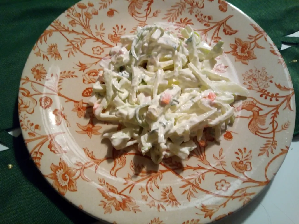 Salata od kolrabe