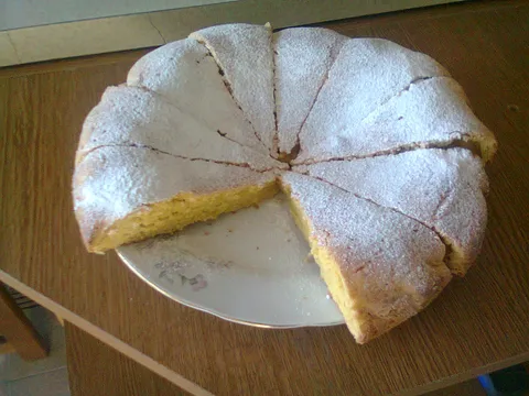 Kukuruzni kolač sa pomarandžom :)