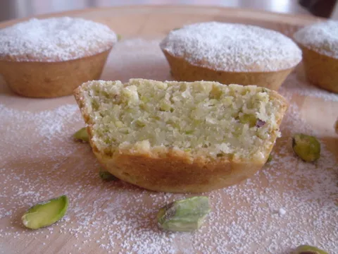 Muffini s pistacijama i kokosom