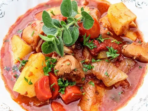 Hearty chicken stew