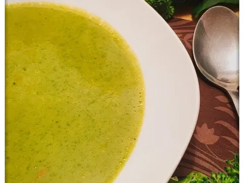Brokoli-spinat juha