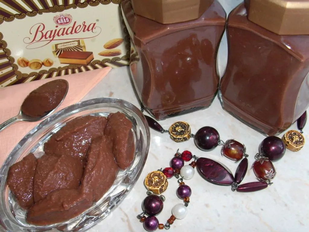 Pekmez od krušaka s čokoladom i Bajaderama