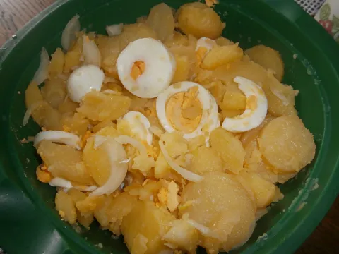 Salata od krumpira i jaja
