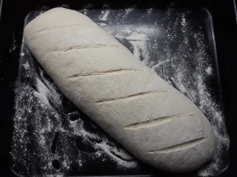 još jedan bijeli kruh