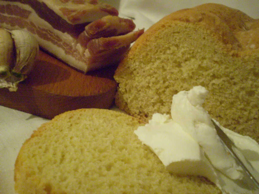 Kukuruzni kruh s jogurtom