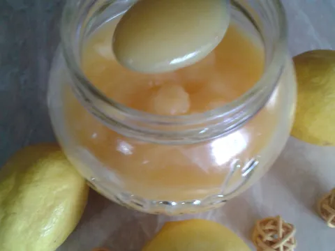 Lemon curd by Dajanad
