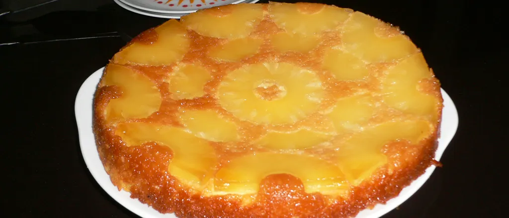 Torta sa ananasom