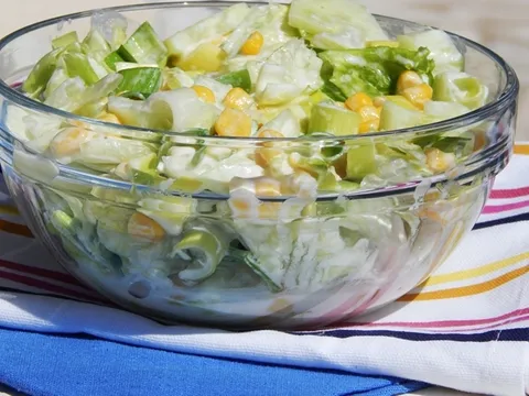 Salata od krastavaca i poriluka