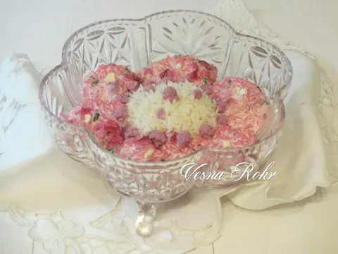 Ivina roze salata