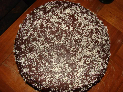Torta s čokoladom i lino ladom milk