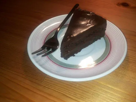 Rum - Cokoladna torta bez jaja