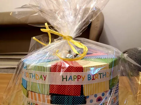 Rođendanska-kartonska torta!:)