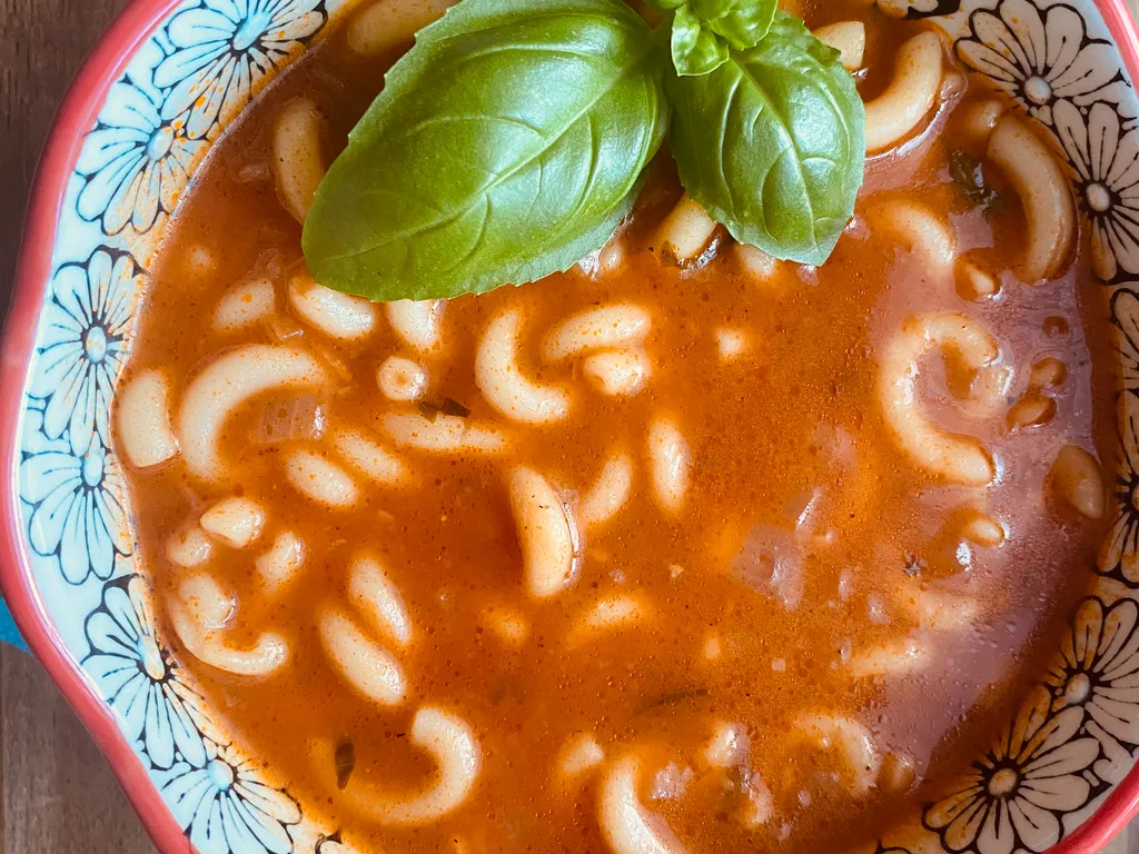 Fina supa sa paradajzom