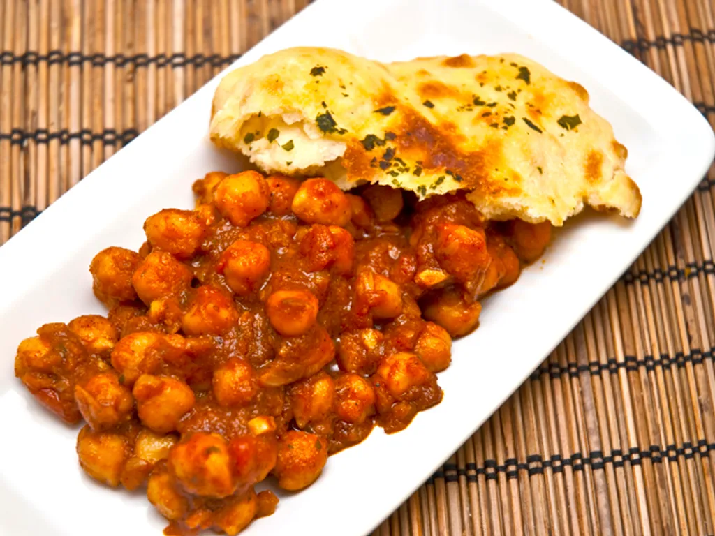 Indijski Chana Masala - slanutak u curry umaku