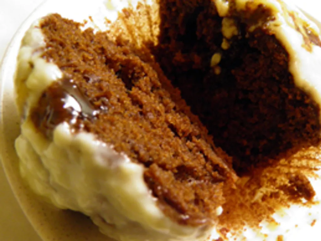 Čokoladni muffini sa kremom od karamele