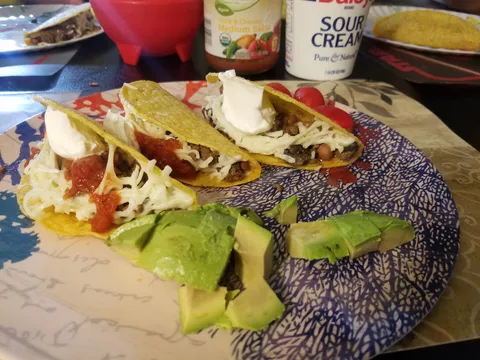 Tacos sa mljevenim mesom i pasuljem