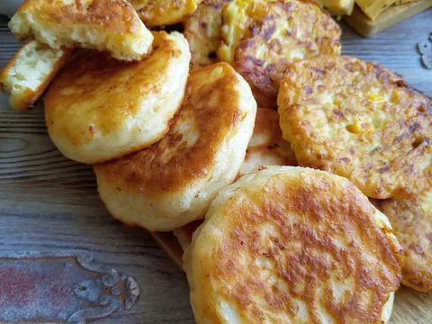 Palacinke od sira(Kahvaltilik Perynirli Poguduk Pankek & polpete od tikvica i kukuruza