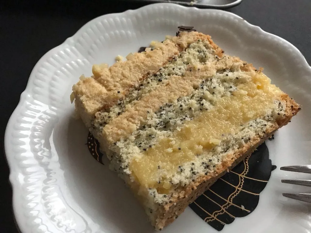 Jabuka-Mak torta