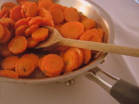 Karamelizirana mrkva s balzamičkim octom
