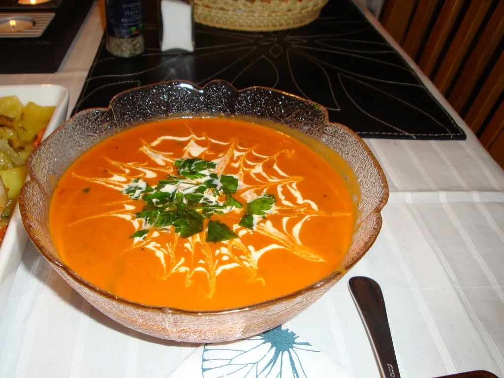 domates corbasi   ili paradajz krem supa