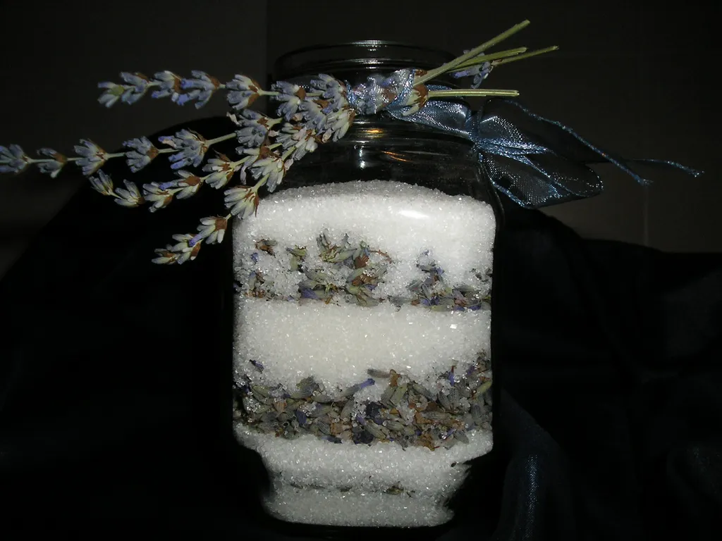 Šećer aromatiziran lavandom