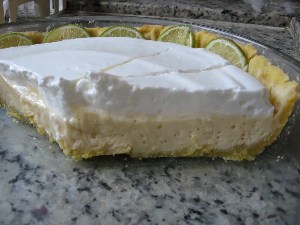 Torta od limuna ( &#8220;torta de limão&#8221;)