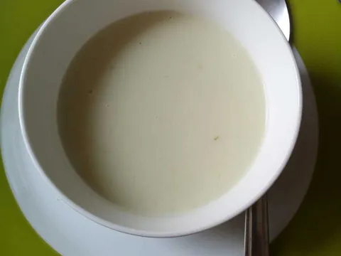 Lagana juha od tikvica