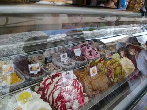 Sladoledi u Mostaru