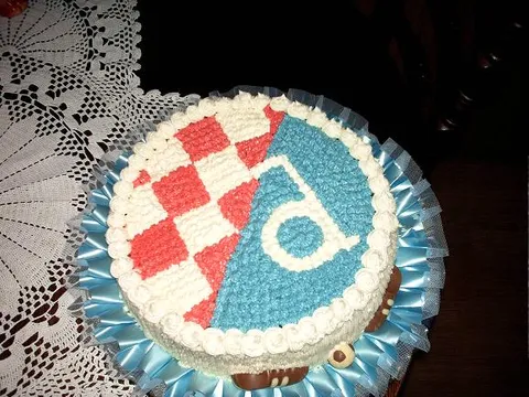Torta Dinamo