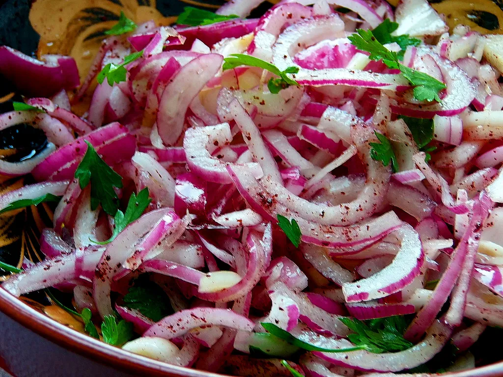 SOĞAN SALATASI/turska salata od luka