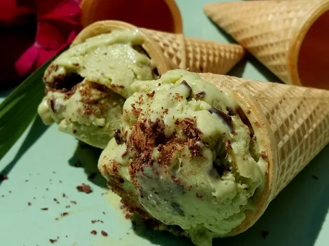 Sladoled od pistacija i čokolade