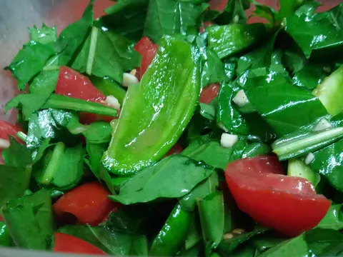 Salata radic rajcica paprika