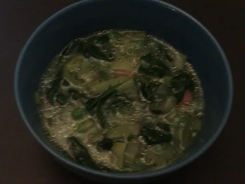 Povrtna juha sa mladim spinatom