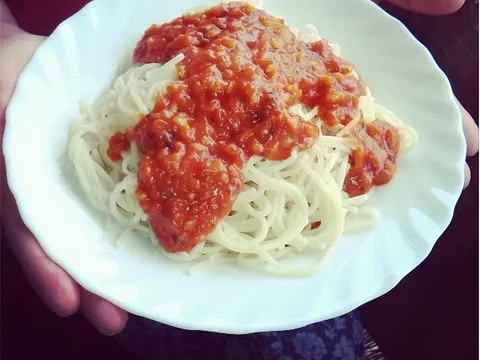 Eksperimentalni sos za špagete by me