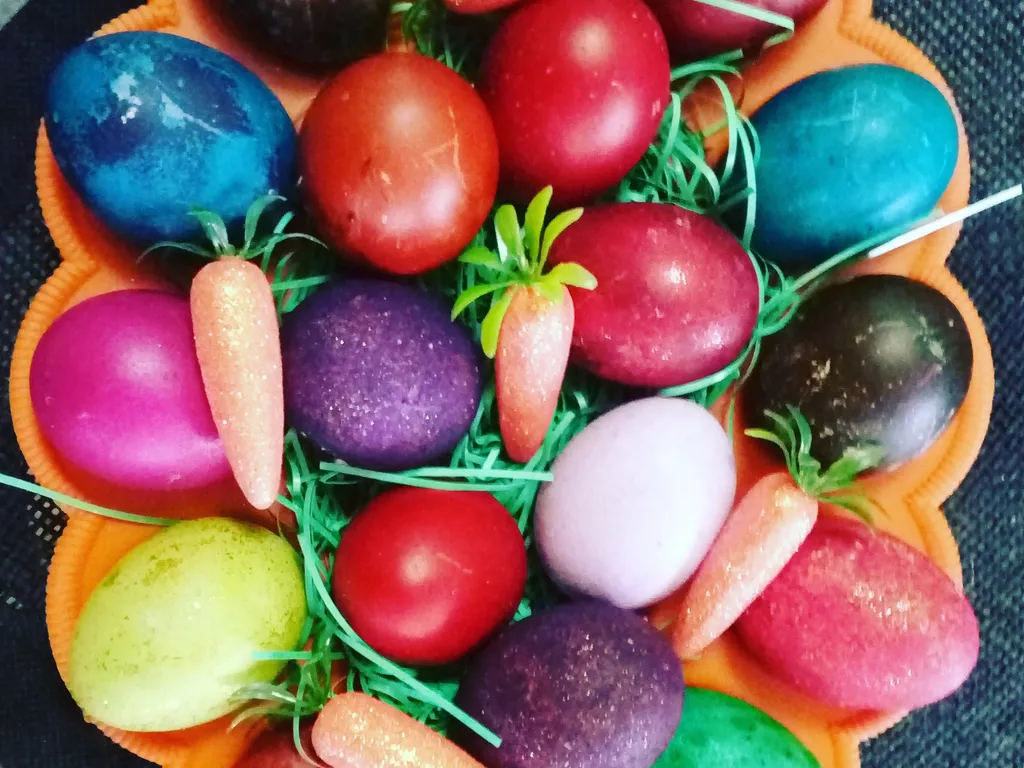 Farbanje jaja za uskrs