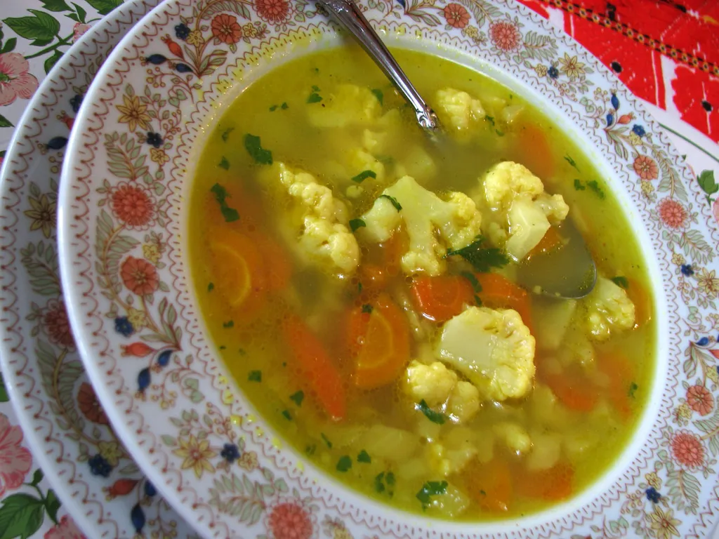 Fina juha od mrkve i karfiola