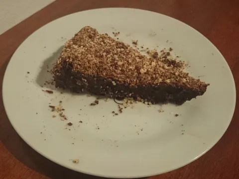Čokoladno-bademasti kolač bez brašna