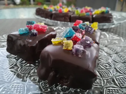 Čokoladni minjoni - sitni slavski kolači