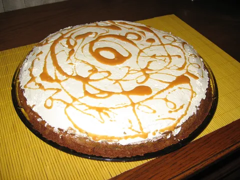 čokoladna karamel torta